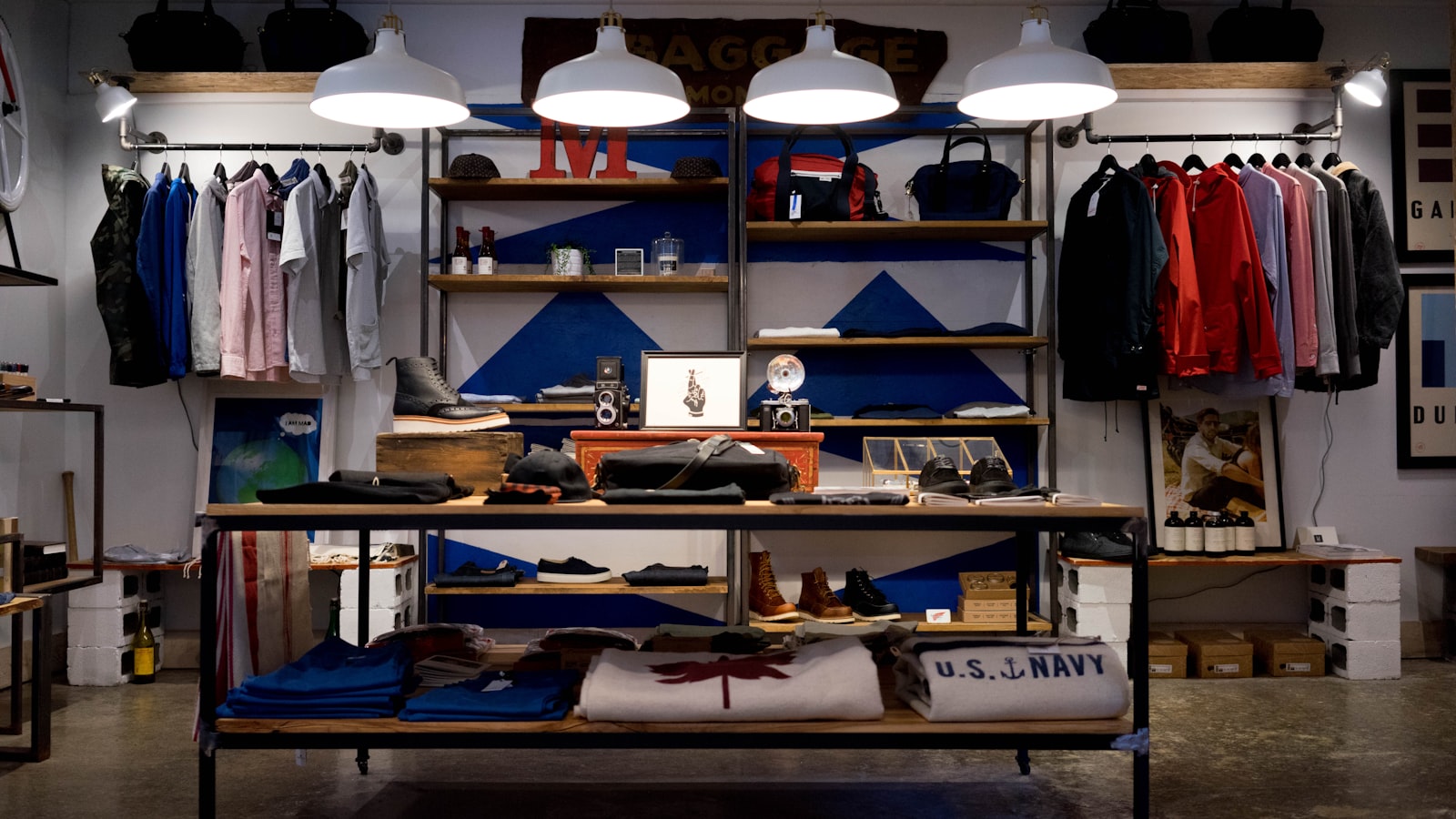 A small business storefront - the kind of European SME a beginner funds when they start crowdlending.
